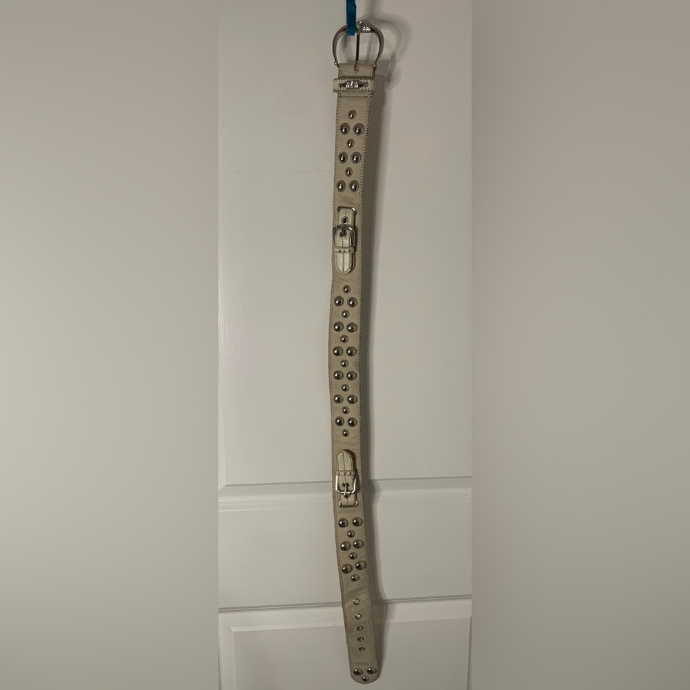 Kathy Van Zeeland Cream Strap with Silver Accents